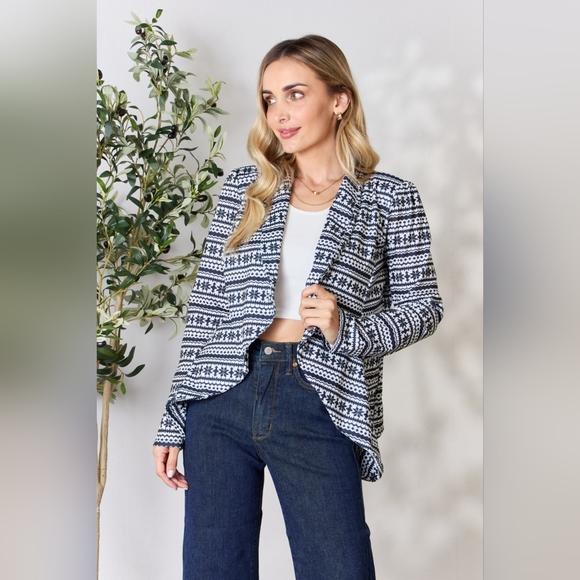 Heimish Full Size Open Front Snowflake Print Pattern Long Sleeve Blazer - Picture 4 of 11